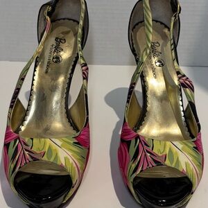 Towne Shoes Heels Floral w/ Pink Soles Size EU 40/US 9